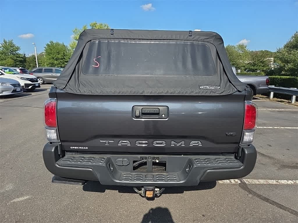 Thumbnail: 2022 Toyota Tacoma - 6