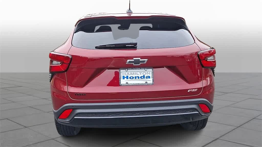 Thumbnail: 2024 Chevrolet Trax - 7