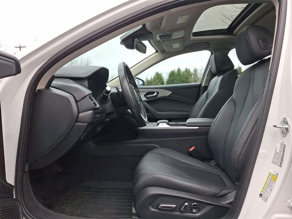 Thumbnail: 2023 Acura TLX - 11