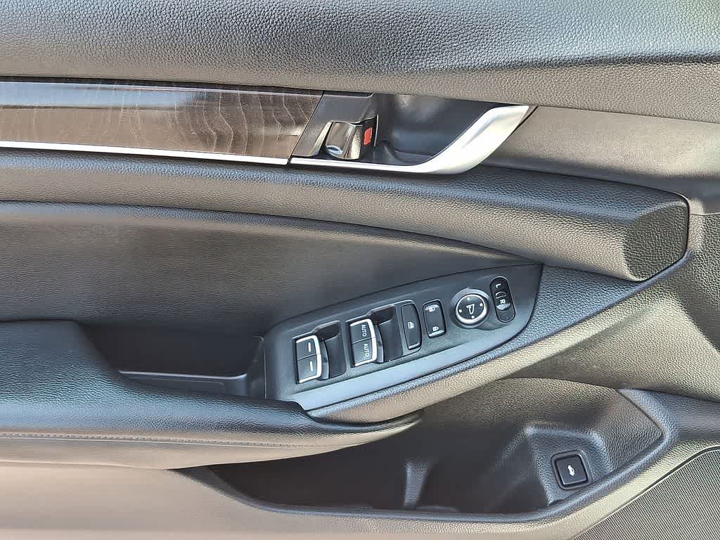 Thumbnail: 2018 Honda Accord - 10