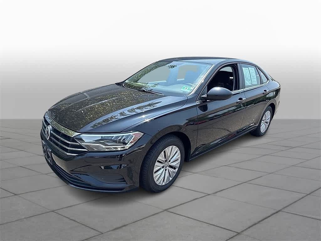 Thumbnail: 2019 Volkswagen Jetta - 1