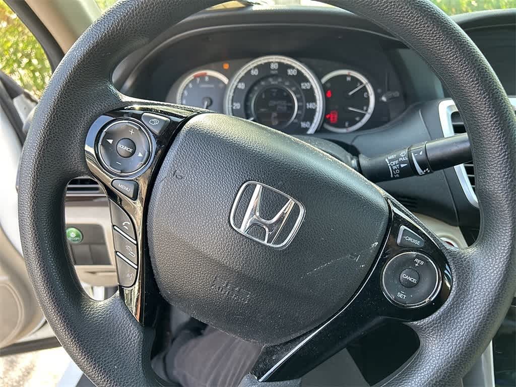 Thumbnail: 2017 Honda Accord - 10