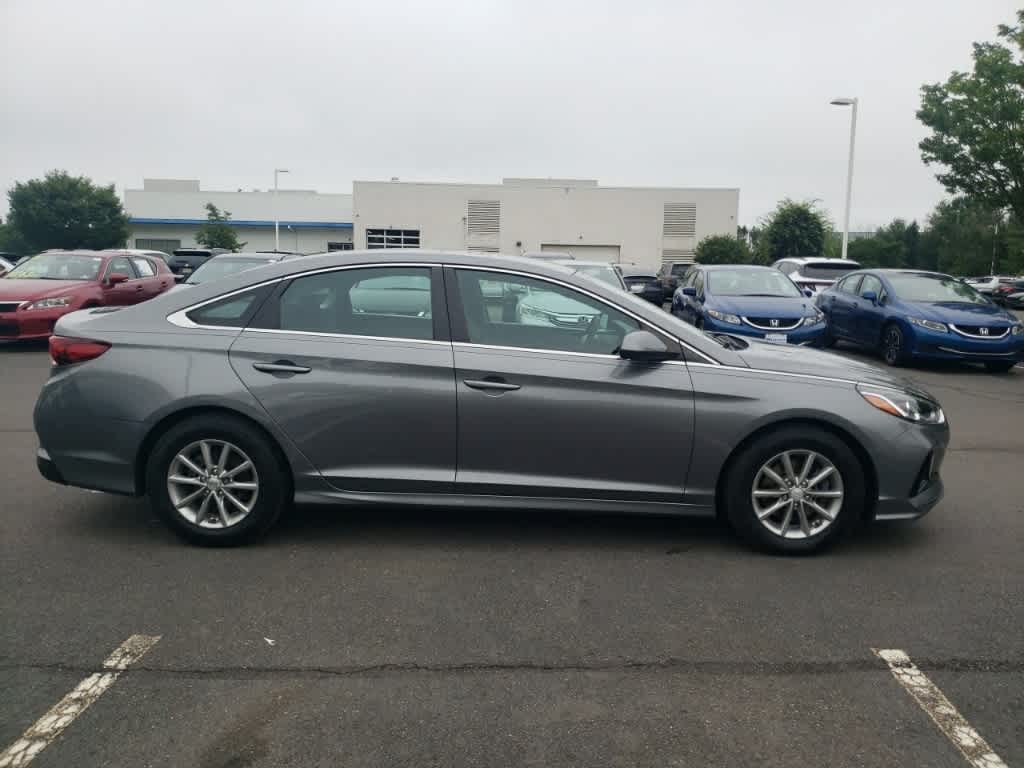 Thumbnail: 2018 Hyundai Sonata - 4