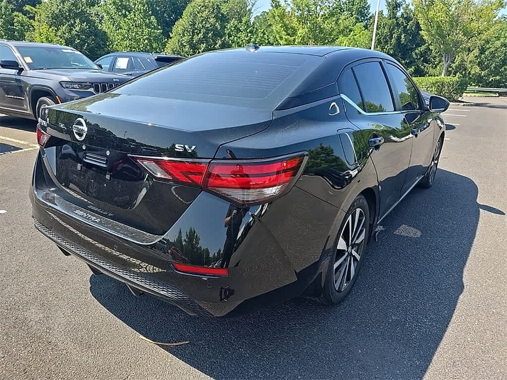 Thumbnail: 2022 Nissan Sentra - 4