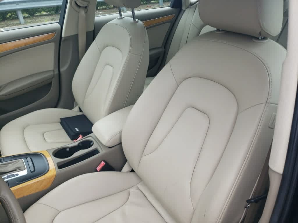 Thumbnail: 2010 Audi A4 - 12