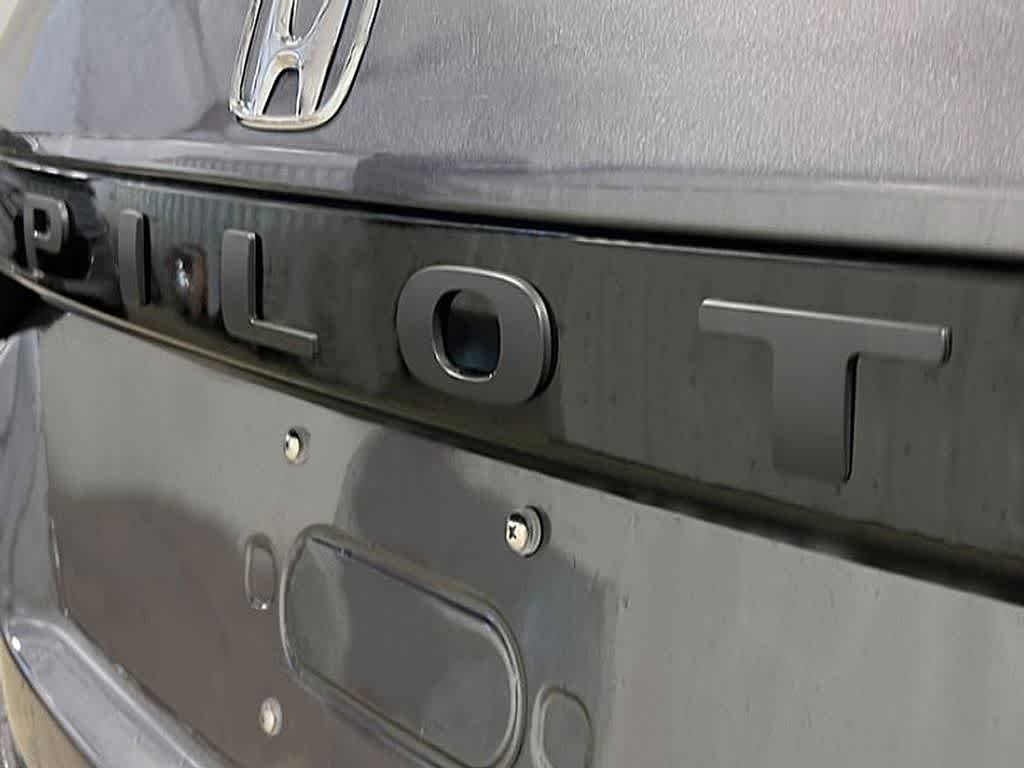Thumbnail: 2023 Honda Pilot - 9