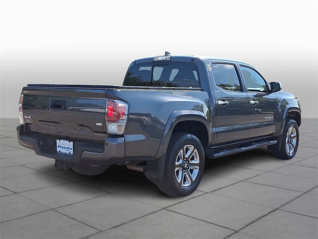 Thumbnail: 2019 Toyota Tacoma - 24