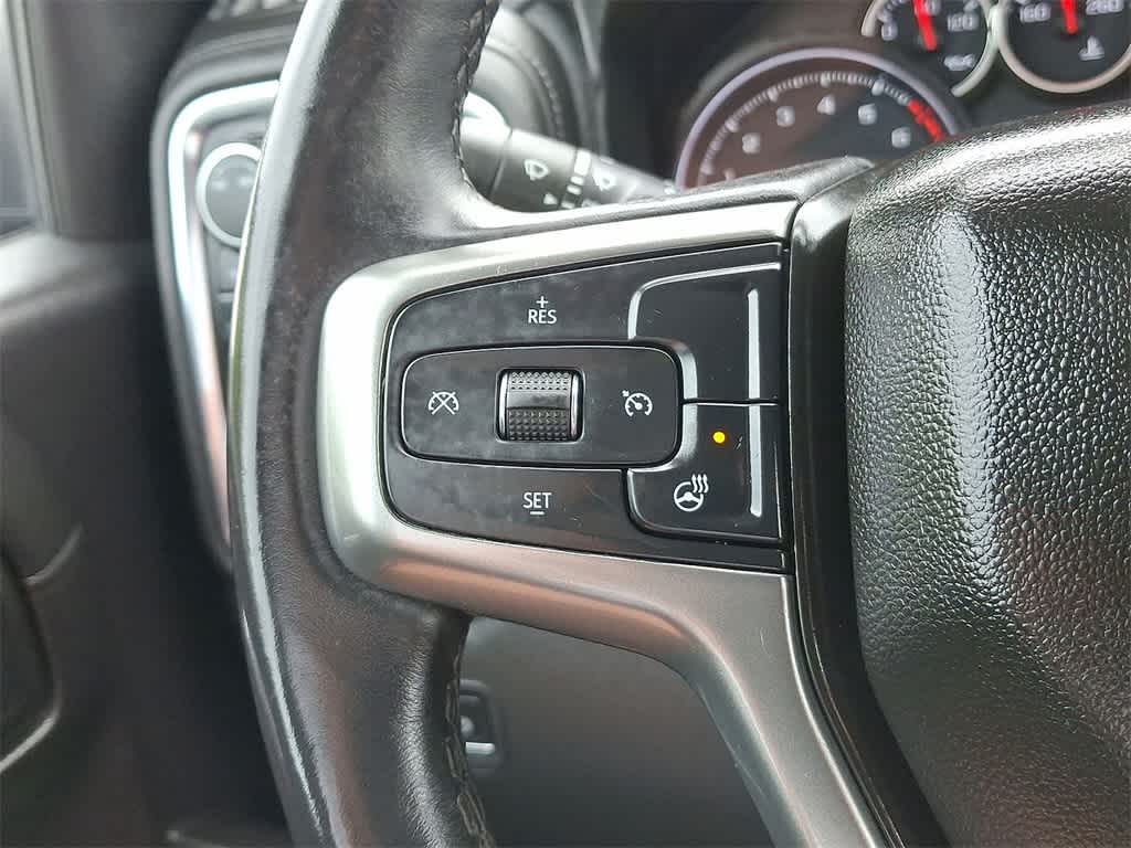 Thumbnail: 2021 Chevrolet Silverado 1500 - 17