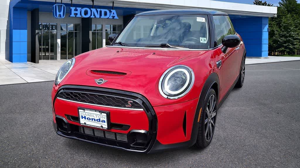 Thumbnail: 2023 MINI Cooper Hardtop - 3