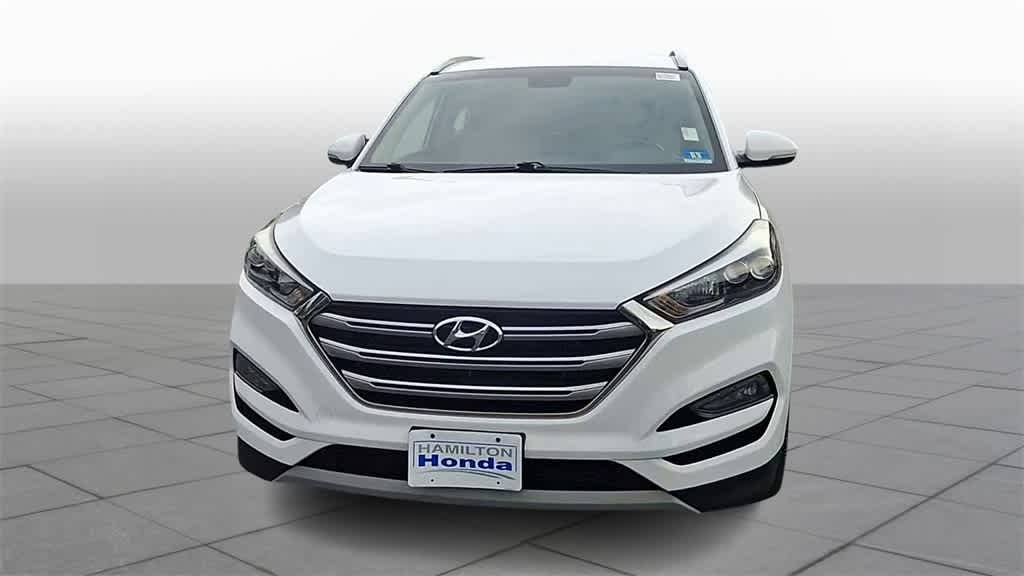 Thumbnail: 2017 Hyundai Tucson - 3