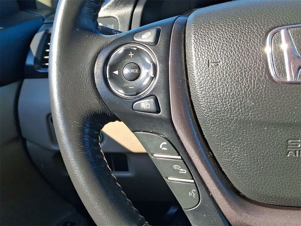 Thumbnail: 2016 Honda Pilot - 17