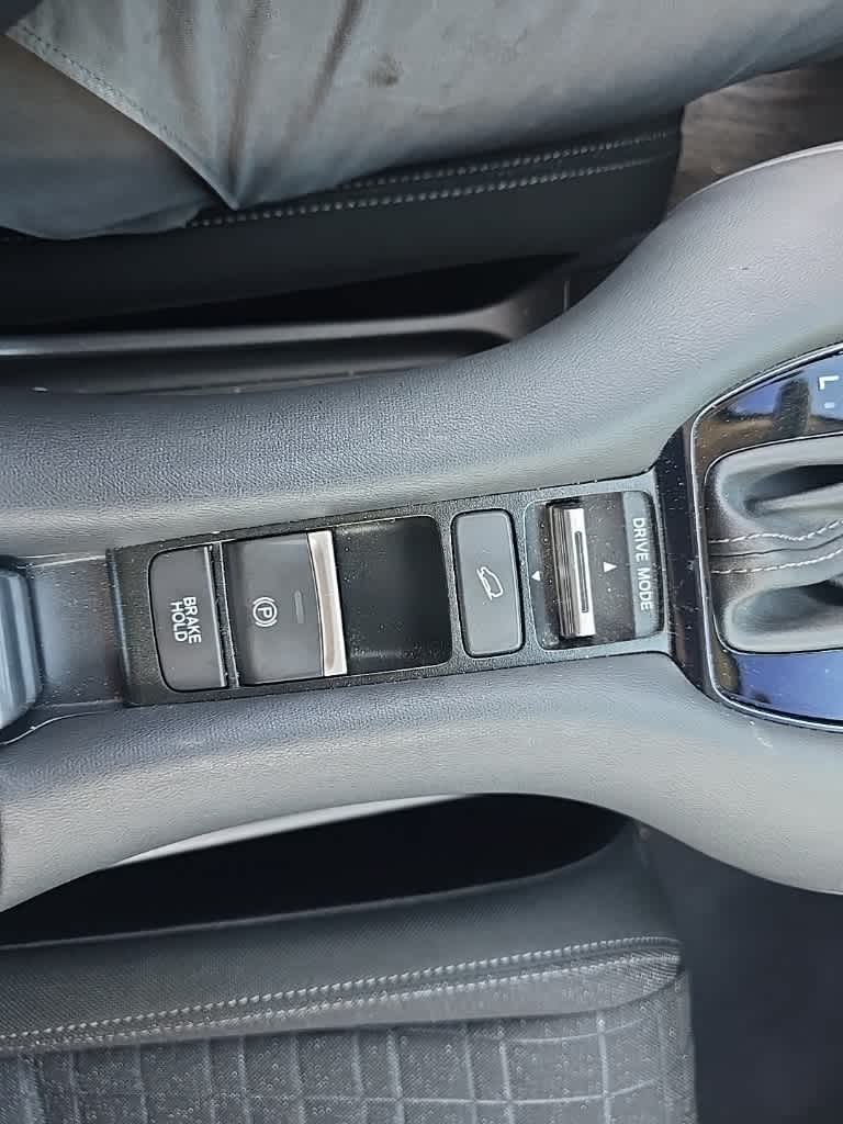 2023 Honda HR-V LX 18