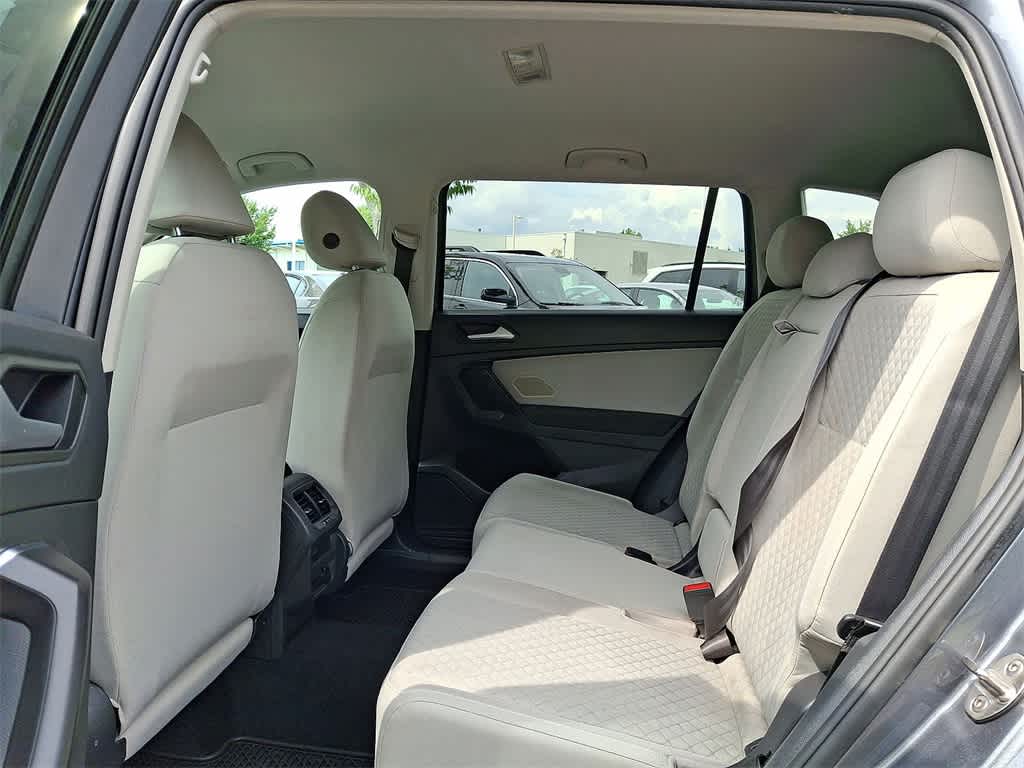 Thumbnail: 2021 Volkswagen Tiguan - 20
