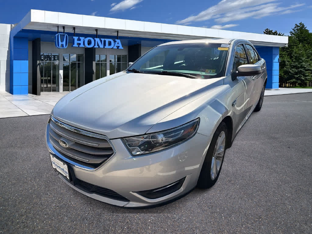 2017 Ford Taurus