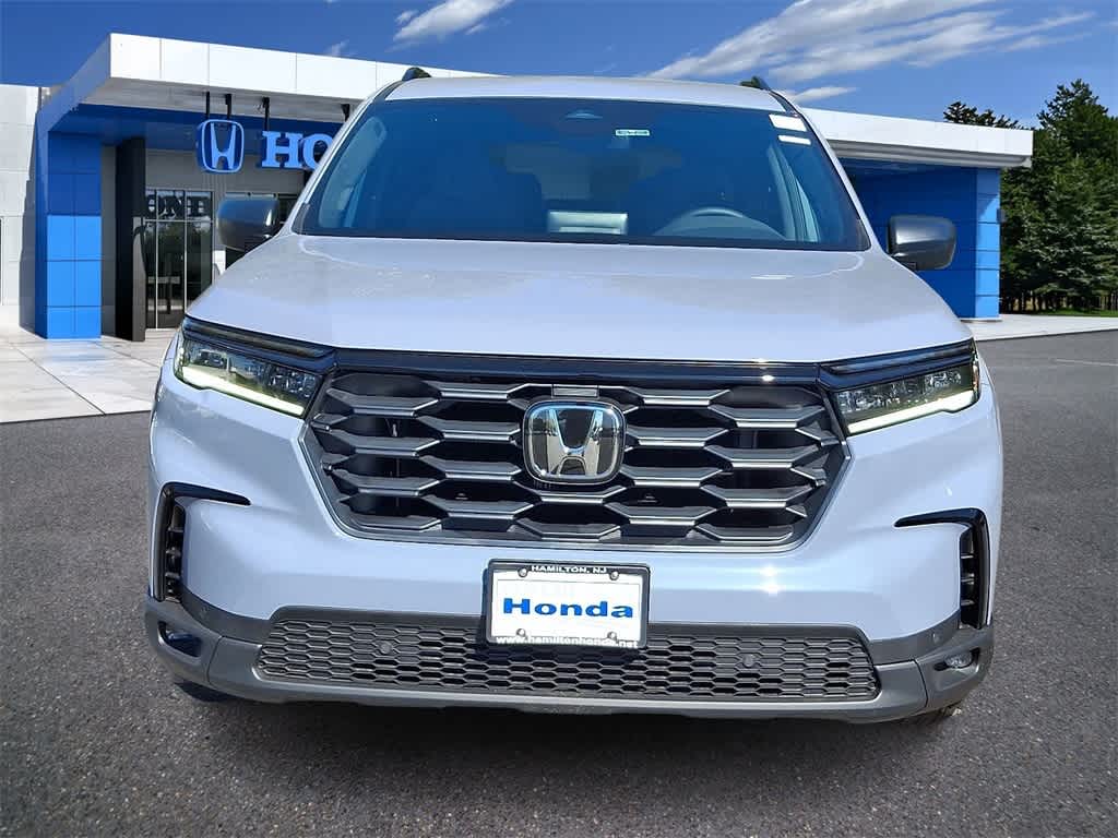Thumbnail: 2025 Honda Pilot - 2