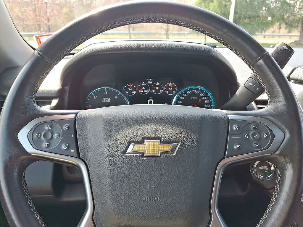 Thumbnail: 2017 Chevrolet Tahoe - 16