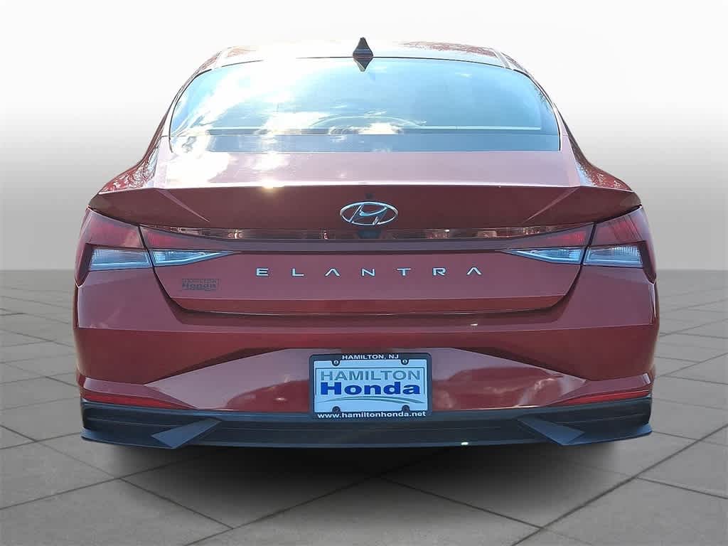 Thumbnail: 2023 Hyundai Elantra - 23