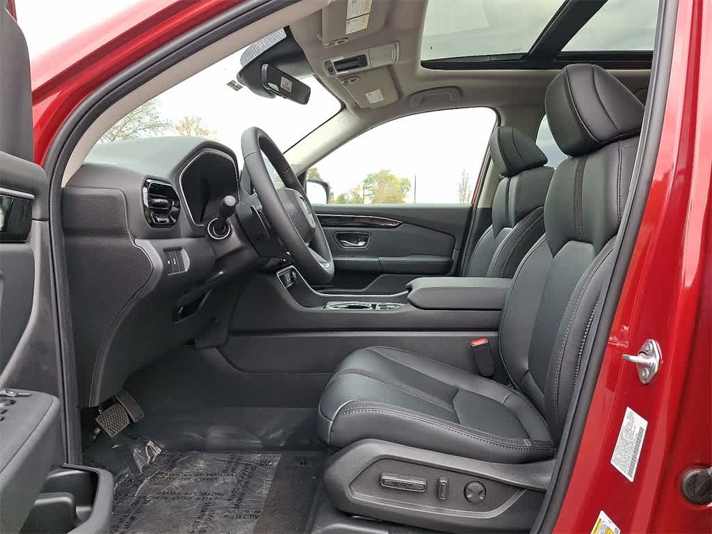 Thumbnail: 2025 Honda Pilot - 10
