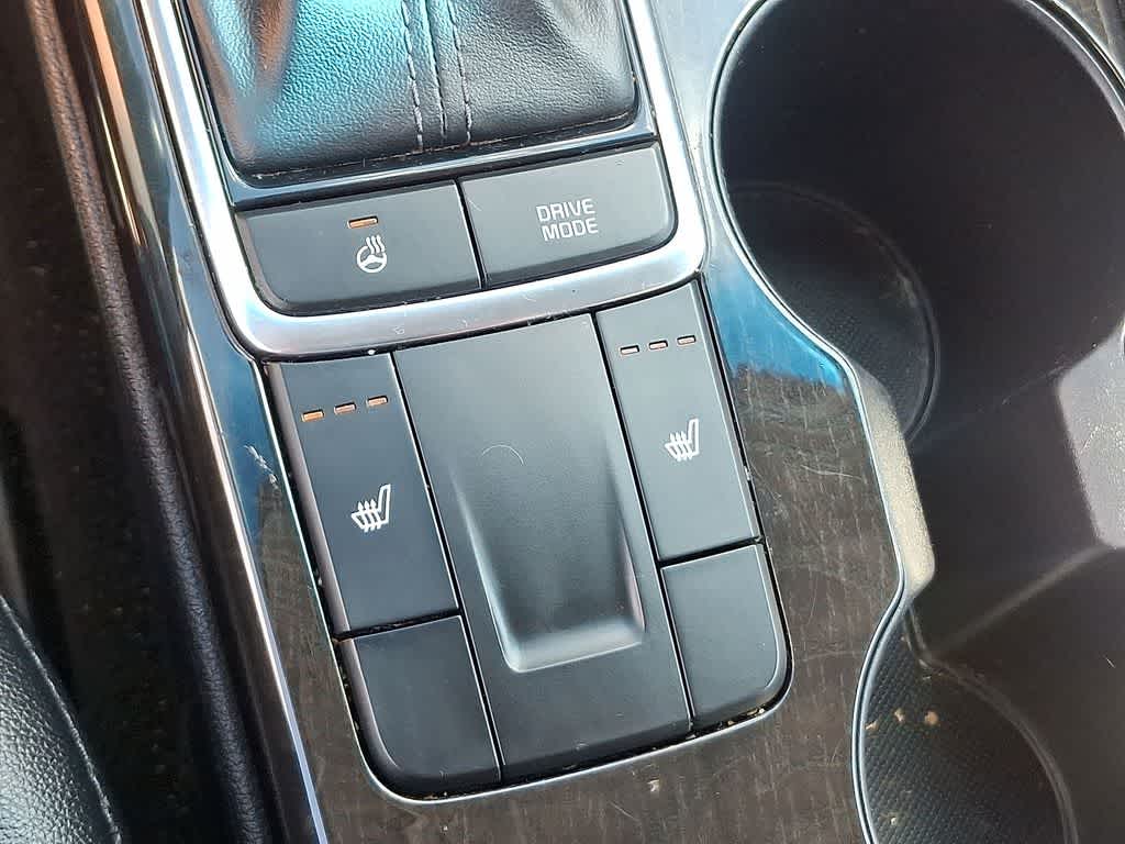 Thumbnail: 2016 Kia Optima - 17