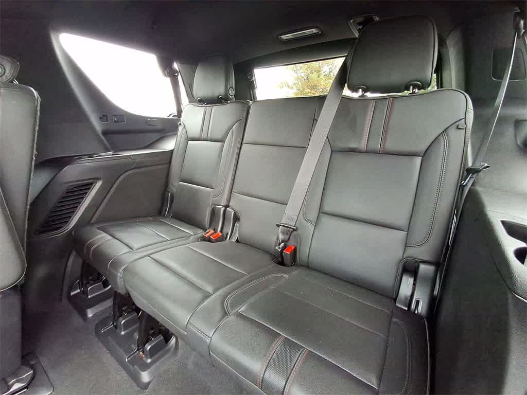 Thumbnail: 2022 Chevrolet Tahoe - 19