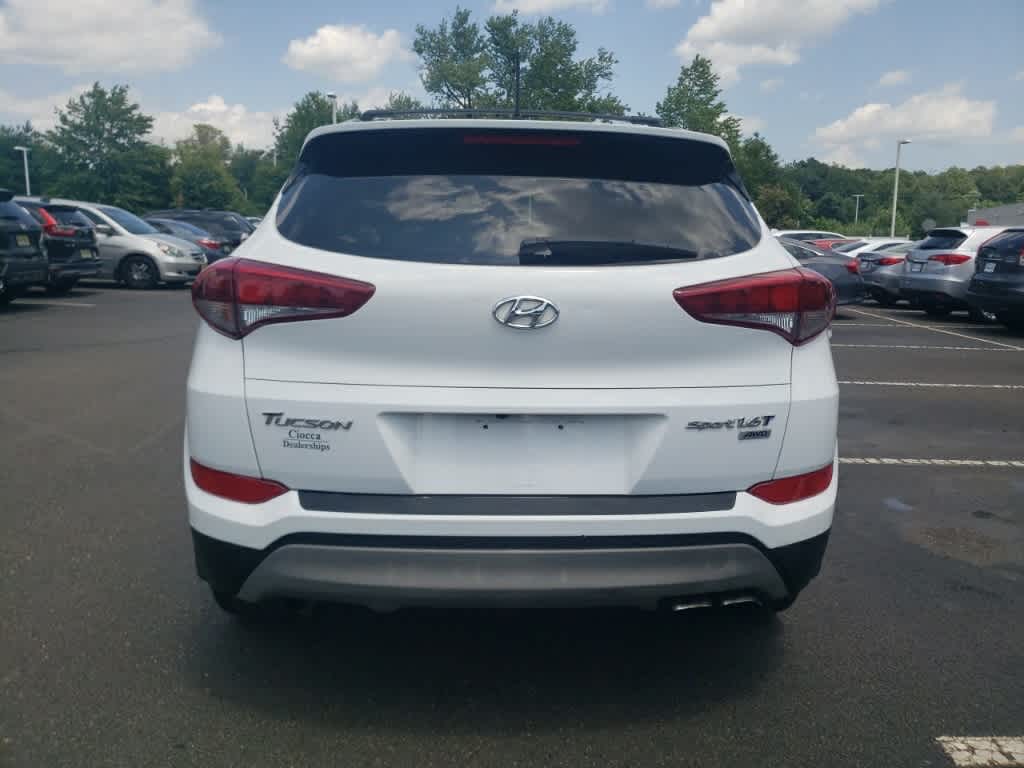Thumbnail: 2017 Hyundai Tucson - 6