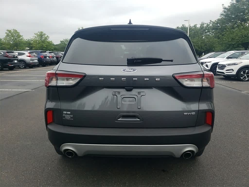 Thumbnail: 2022 Ford Escape - 6