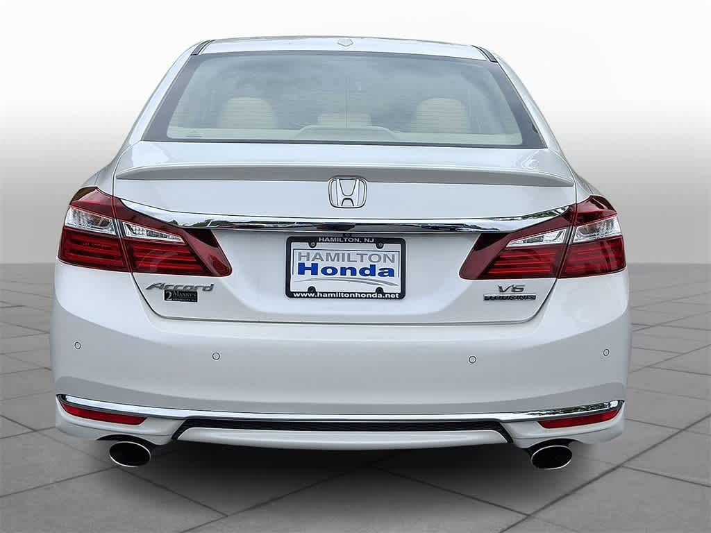 Thumbnail: 2016 Honda Accord - 23