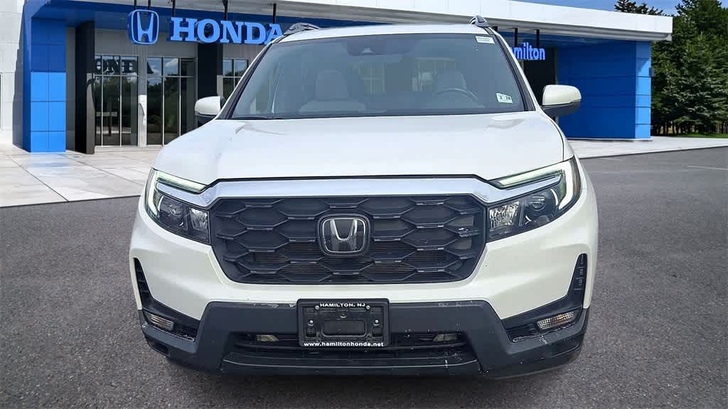 Thumbnail: 2023 Honda Passport - 3