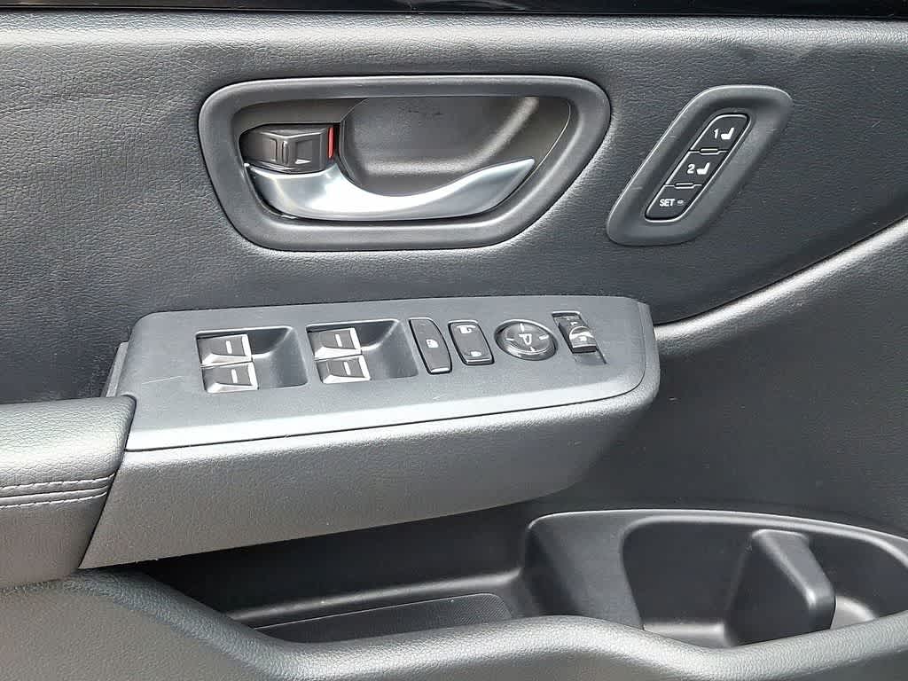 Thumbnail: 2023 Honda Pilot - 10