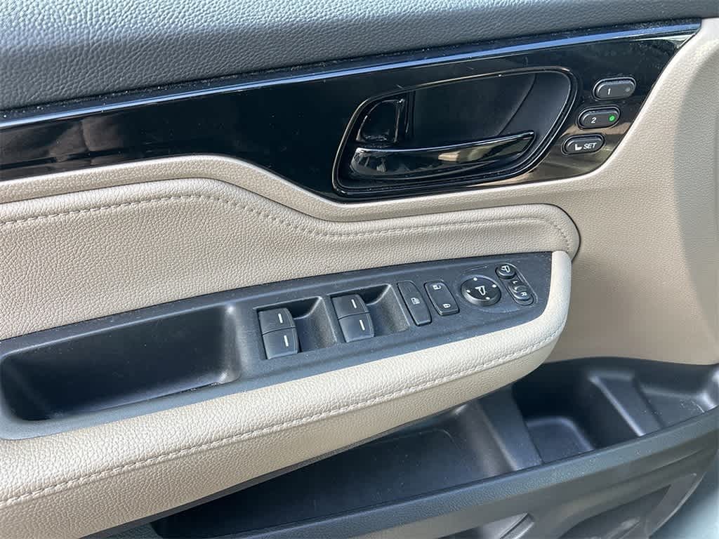 Thumbnail: 2020 Honda Odyssey - 20