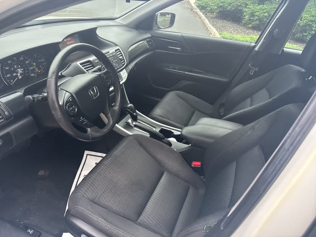 2013 Honda Accord Sport 11