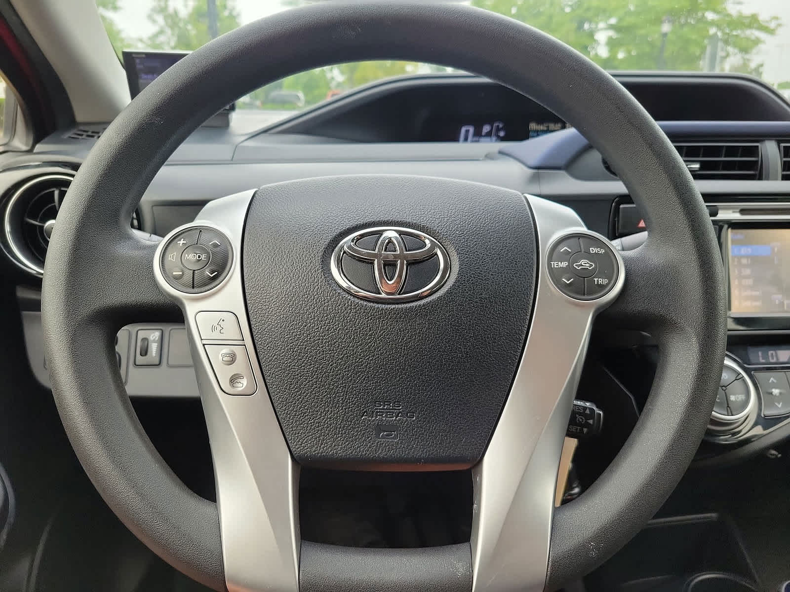 2015 Toyota Prius c Two 15