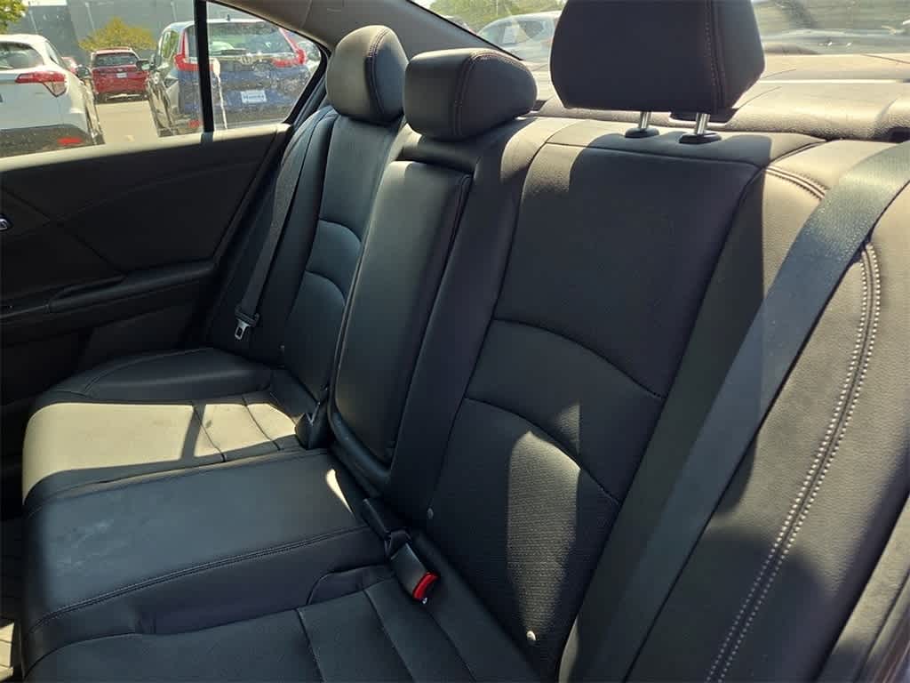 Thumbnail: 2015 Honda Accord - 13
