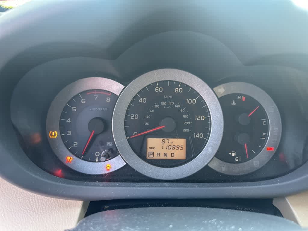 Thumbnail: 2010 Toyota RAV4 - 9