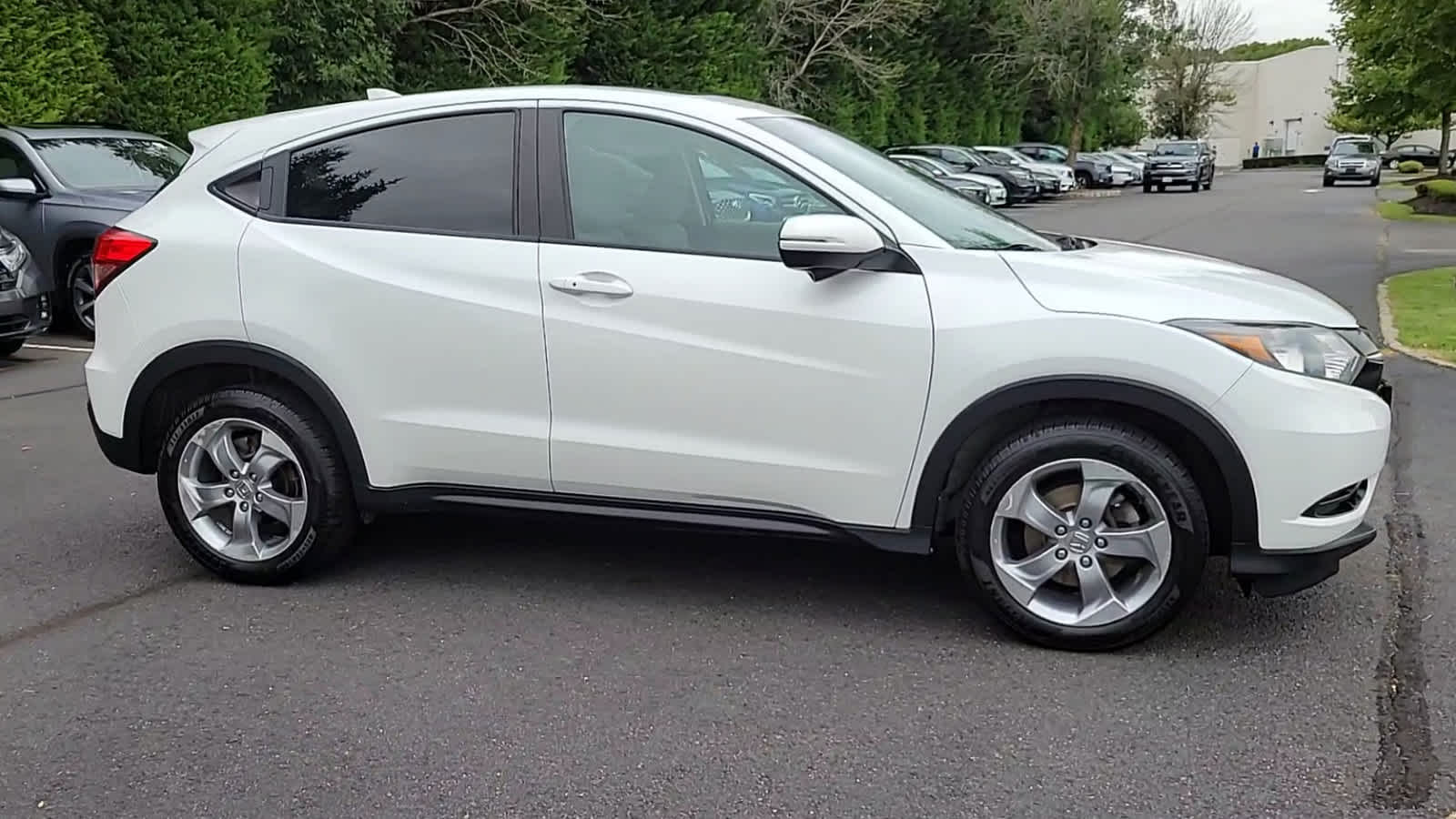 2017 Honda HR-V EX 9