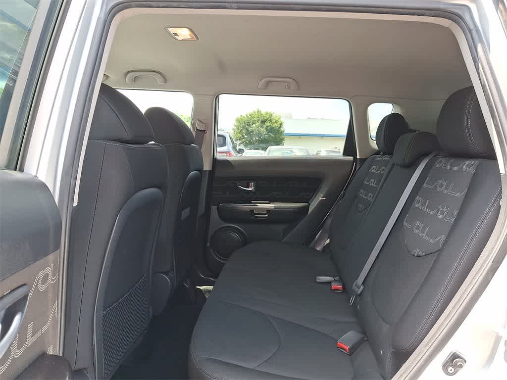 Thumbnail: 2012 Kia Soul - 12