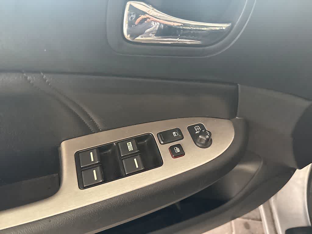 Thumbnail: 2005 Honda Accord - 10