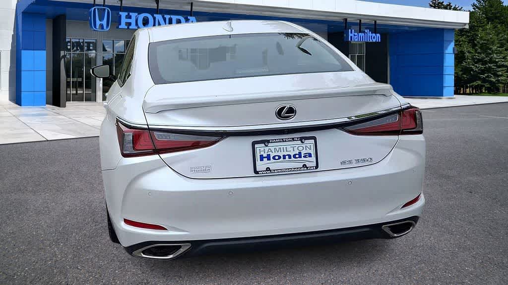 Thumbnail: 2023 Lexus ES - 7