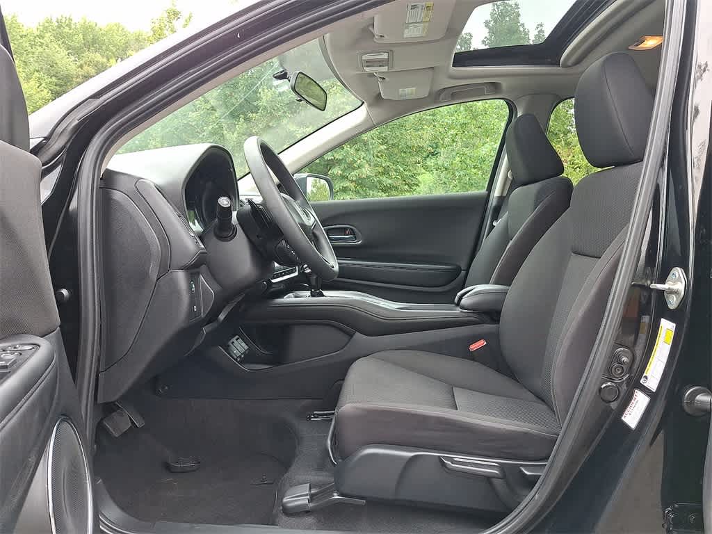 Thumbnail: 2018 Honda HR-V - 3