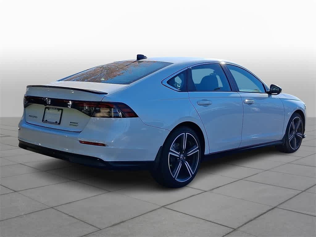 Thumbnail: 2025 Honda Accord - 24