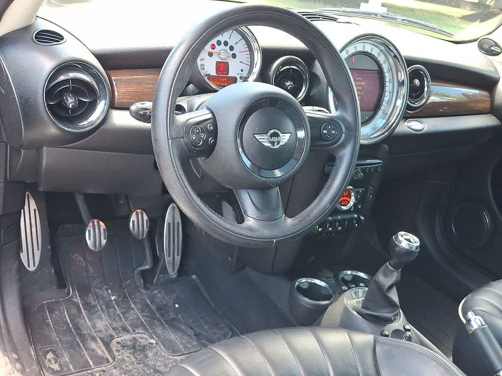 Thumbnail: 2012 MINI Cooper Hardtop - 21