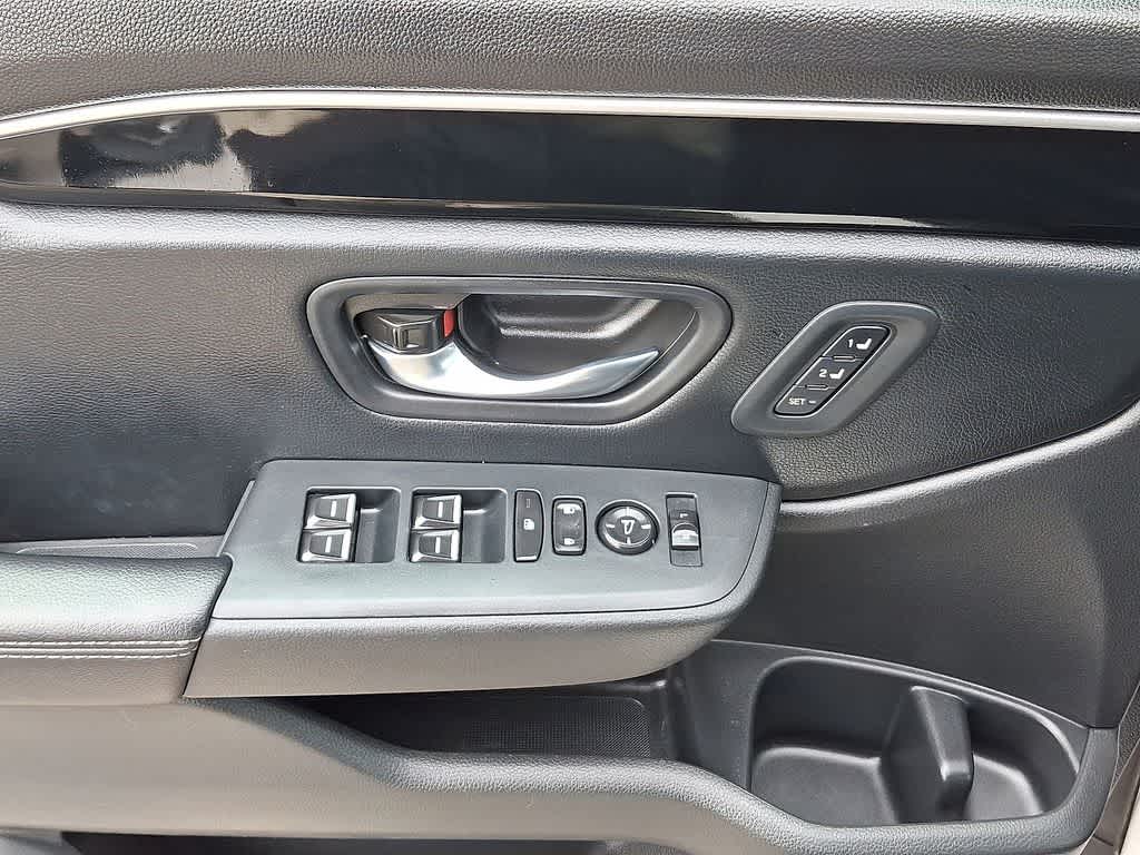 Thumbnail: 2023 Honda Pilot - 10