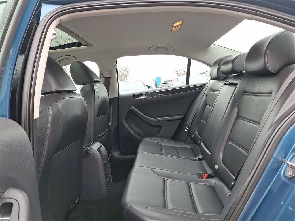 Thumbnail: 2016 Volkswagen Jetta - 20