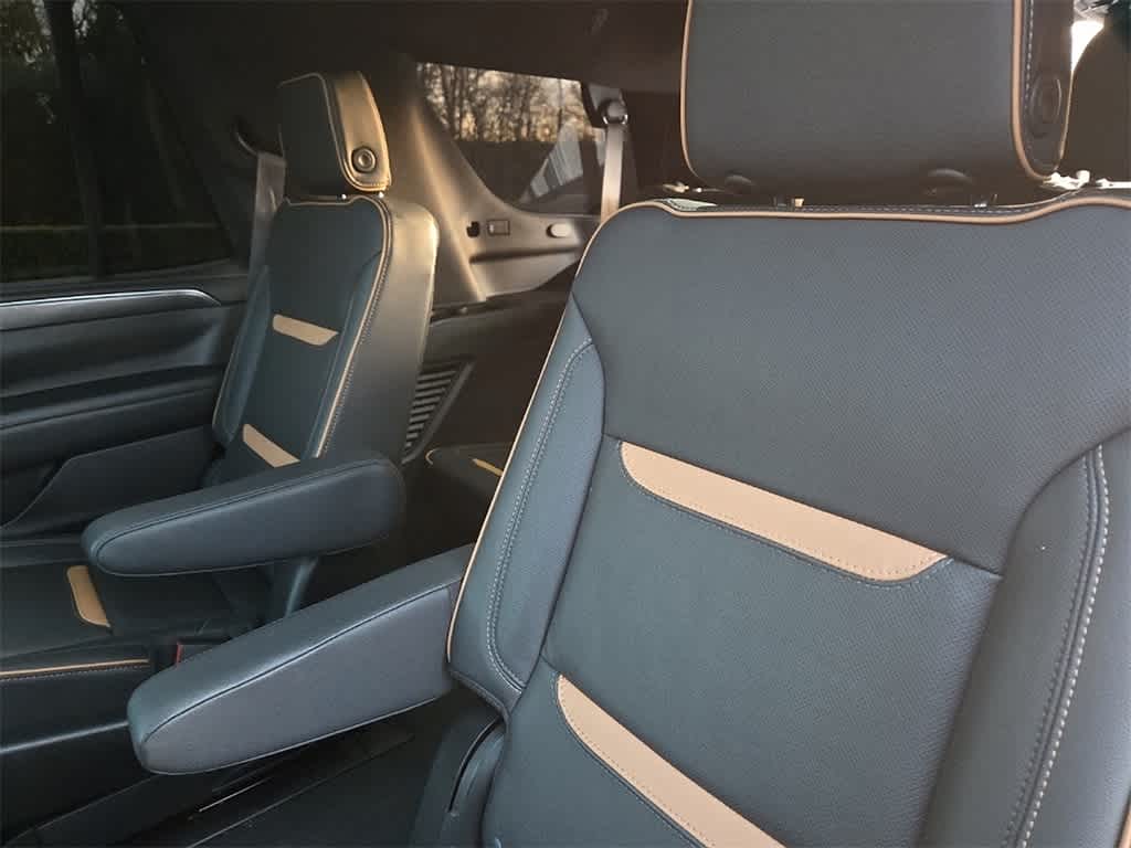 Thumbnail: 2022 GMC Yukon - 18