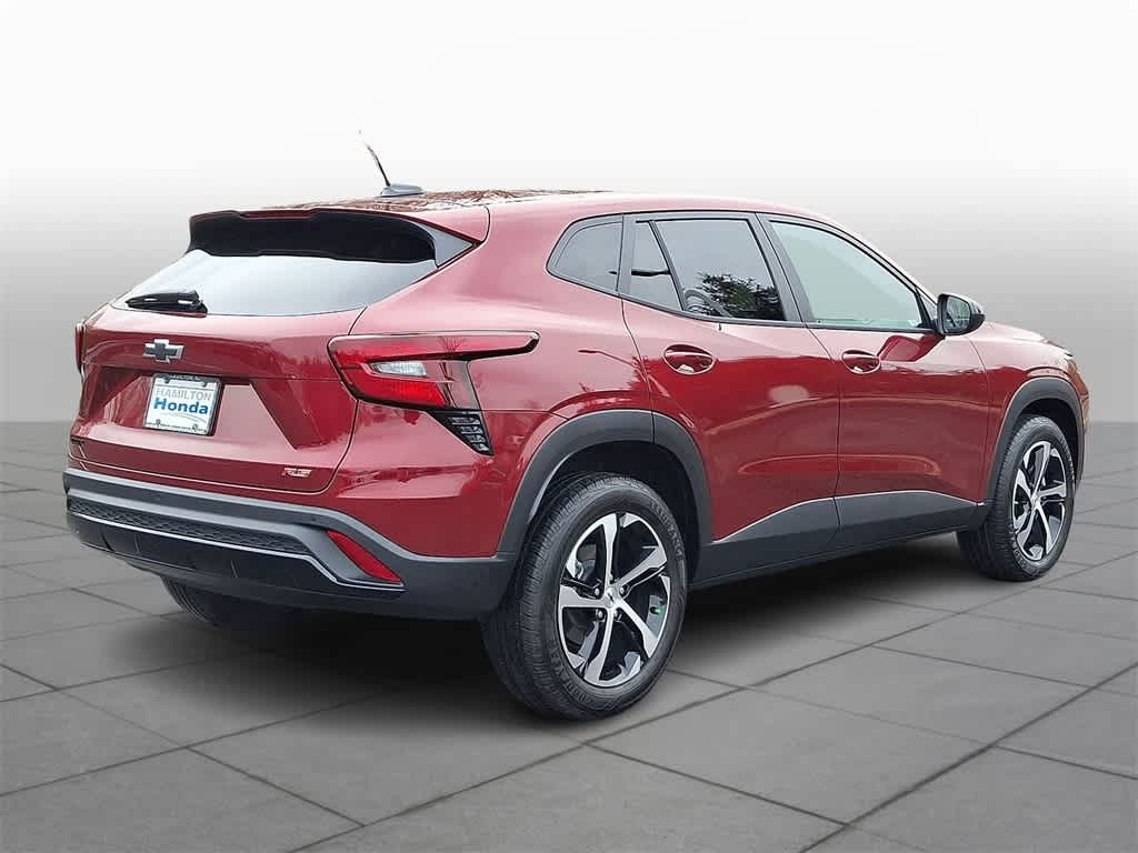 Thumbnail: 2024 Chevrolet Trax - 24