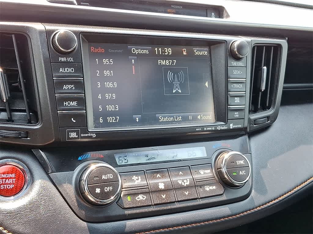 Thumbnail: 2016 Toyota RAV4 - 14
