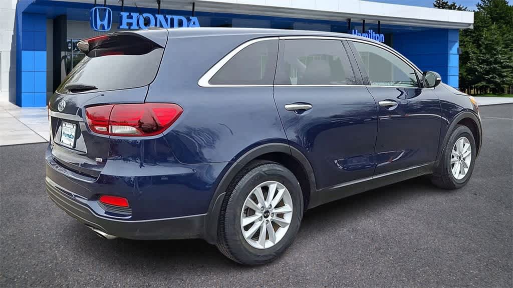 Thumbnail: 2019 Kia Sorento - 8