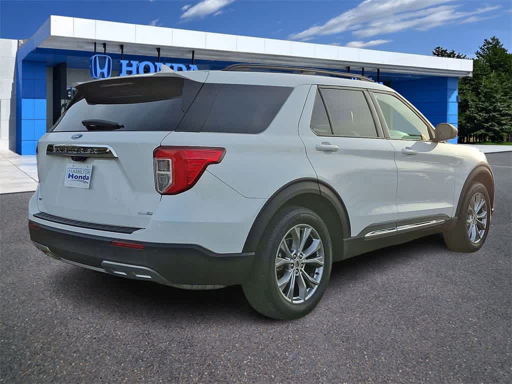 Thumbnail: 2020 Ford Explorer - 24