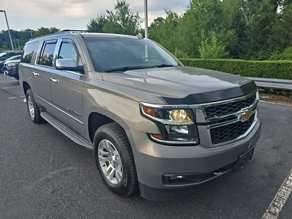 Thumbnail: 2018 Chevrolet Suburban - 3