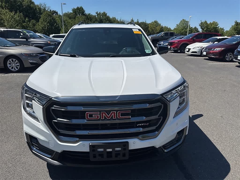 Thumbnail: 2022 GMC Terrain - 3